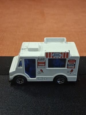 Hot Wheels 1983 Good Humor Ice Cream Truck #2 - Thumbnail 5