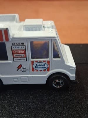 Hot Wheels 1983 Good Humor Ice Cream Truck - Thumbnail 7