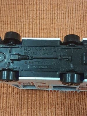 Hot Wheels 1983 Good Humor Ice Cream Truck - Thumbnail 10