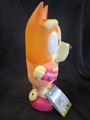 BLUEY BINGO Happy Valentine’s Day BLOW MOLD BATTERY LIGHT UP Figure #2 - Thumbnail 5