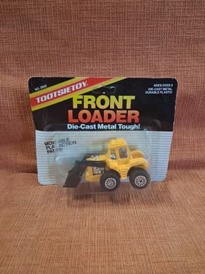 1990 TOOTSIETOY FRONT LOADER DIE-CAST METAL toy BRAND NEW