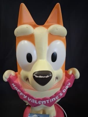 BLUEY BINGO Happy Valentine’s Day BLOW MOLD BATTERY LIGHT UP Figure #2 - Thumbnail 2