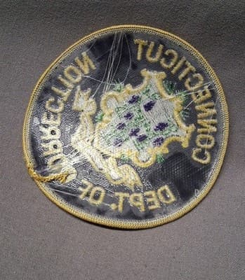 CONNECTICUT CT DEPARTMENT OF CORRECTION SHOULDER PATCH SHERIFF POLICE OLD BACK - Thumbnail 2