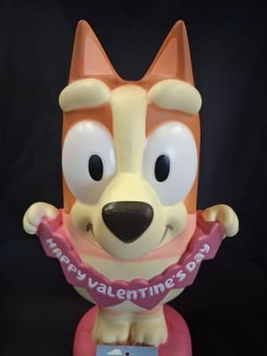 BLUEY BINGO Happy Valentine’s Day BLOW MOLD BATTERY LIGHT UP Figure #1 - Thumbnail 2