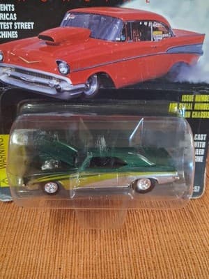 Racing Champions Hot Rod Magazine Issue 59 69 Chevy Camaro Diecast - Thumbnail 2