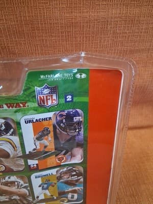 McFarlane Series 2 NFL Daunte Culpepper Vikings White Jersey Action Figure - Thumbnail 6