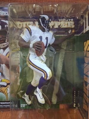McFarlane Series 2 NFL Daunte Culpepper Vikings White Jersey Action Figure - Thumbnail 2
