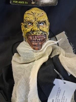 Paper Magic Group PMG Zombie Frankenstein Hanging Halloween Scary Decor 2006 - Thumbnail 4
