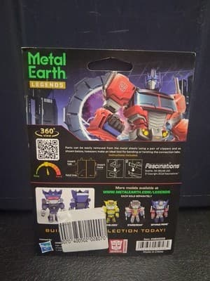 SOUNDWAVE Metal Earth LEGENDS 3D Model Kit TRANSFORMERS NEW Hasbro Robot - Thumbnail 2