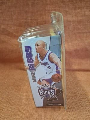 McFarlane's Sports Picks 2003 NBA Mike Bibby - Thumbnail 4