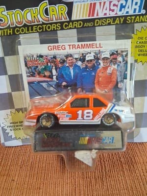 1991 GREG TRAMMELL STOCK CAR NASCAR WITH COLLECTORS CARD AND STAND #18 - Thumbnail 2