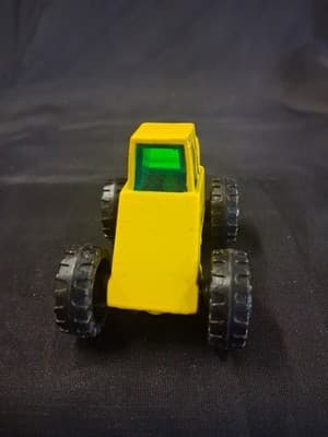 1992 Vintage Tonka Diecast Toy Tractor Yellow Made in Japan - Thumbnail 2