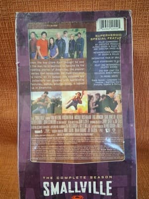 Smallville Complete Season DVD Box Set WB 2004 New Sealed Superman TV - Thumbnail 3