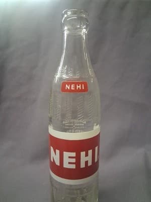 1960 NEHI Beverages Nehi Bottling Cordele Ga 9 1/2" ACL 10 Oz Soda Bottle - Thumbnail 2