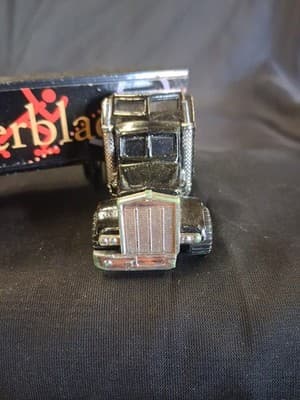 Matchbox Super Rigs Kenworth Aerodyne Semi, Rollerblade, Black - Thumbnail 4