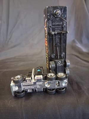 Matchbox Super Rigs Kenworth Aerodyne Semi, Rollerblade, Black - Thumbnail 8