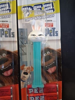 PEZ Candy & Dispensers Set of 4 “Secret life of pets” - Thumbnail 5