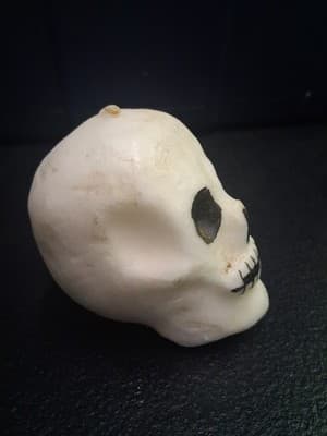 Vintage Halloween Skull Candle - Thumbnail 3