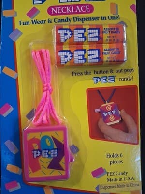 PEZ Necklace Castle 1994 Vintage Candy Dispenser Toys'R'Us - Thumbnail 2