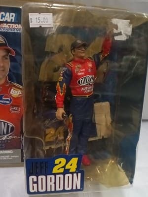 2003 Action McFarlane JEFF GORDON #24 Dupont/Pepsi Series 2 Figure NASCAR NEW TQ - Thumbnail 2