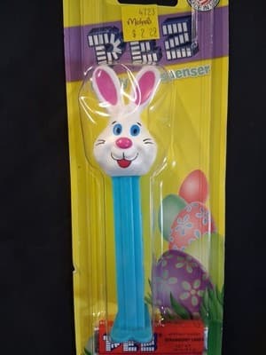 Vintage Easter Bunny Rabbit Pez Dispenser Blue Stem & Feet In Package Candy - Thumbnail 2