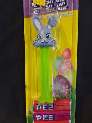 Grey Easter Bunny Pez Dispensers Pink Egg White Flowers Green Sealed On Card - Thumbnail 2