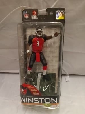 McFarlane 2015 Jameis Winston Tampa Bay Buccaneers series 37 (rookie piece) - Thumbnail 2