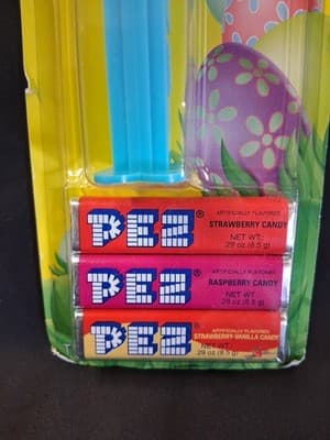 Vintage Easter Bunny Rabbit Pez Dispenser Blue Stem & Feet In Package Candy - Thumbnail 3