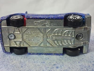 Vintage 1990 Hot Wheels Purple Glitter Lamborghini Diablo Ultra Hot Wheels 1:64 - Thumbnail 6