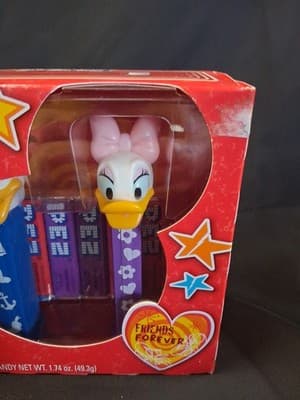 Disney Donald Duck and Daisy Duck Pez Dispenser Set New In Box - Thumbnail 2
