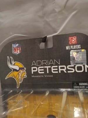 McFarlane Toys SportsPicks Debut NFL Minnesota Vikings ADRIAN PETERSON Figure - Thumbnail 3