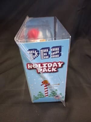 2009 Pez Holiday Pack - Santa Pez Dispenser, Truck & 6 candy packets - NIP - Thumbnail 4