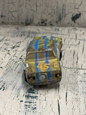 Disney Pixar Cars - T-BONE Thunder Hollow Demo Derby 2017 - 1:55 Diecast - Thumbnail 4