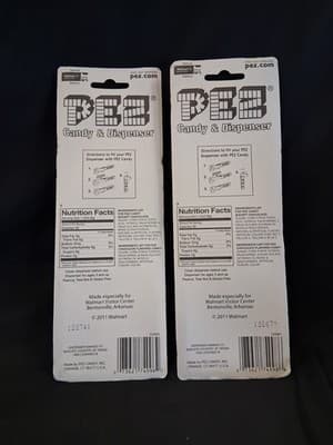 2 WAL-MART TRACTOR TRAILER Pez Dispenser * New On Original Card * Logo 1992-2007 - Thumbnail 6