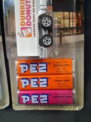 Lot 2 Sealed Limited Edition Dunkin Donuts Pez Dispenser Truck PINK CAB & ORANGE - Thumbnail 5