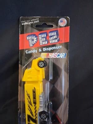 VTG MATT KENSETH #17 * TRACTOR TRAILER Pez Dispensers * New On Original Card USA - Thumbnail 2