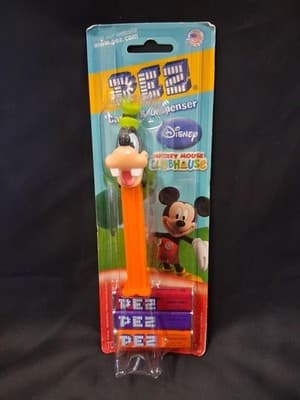 Pez Dispenser with Candy Refills Disney Mickey Club House Goofy - Thumbnail 2