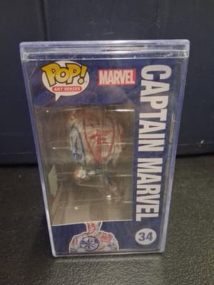 Captain Marvel #34 Funko Pop ( Target Exclusive) Hard Box Case Protector - Thumbnail 4