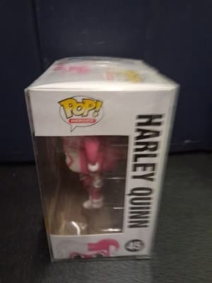 Funko Pop! DC Super Heroes Harley Quinn Pink #45 Hot Topic Exclusive - Thumbnail 4