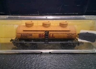 Vintage N Scale Shell Oil Three Dome Tank Car SCCX #1105
