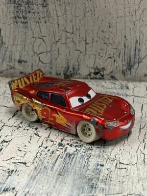 Mattel-Disney Pixar Cars 3-Rust-Eze Racing Center Lightning McQueen Metallic - Thumbnail 2