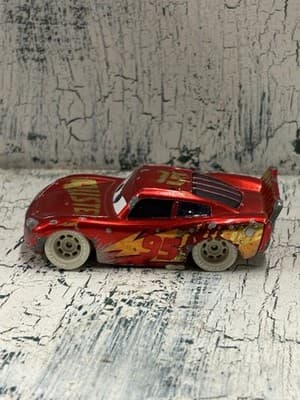 Mattel-Disney Pixar Cars 3-Rust-Eze Racing Center Lightning McQueen Metallic - Thumbnail 4