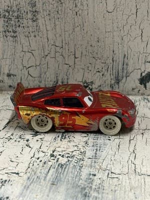 Mattel-Disney Pixar Cars 3-Rust-Eze Racing Center Lightning McQueen Metallic - Thumbnail 3