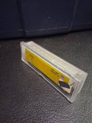 Life Like N Scale 7730 Boxcar Union Pacific UP "We Can Handle It" - Thumbnail 4