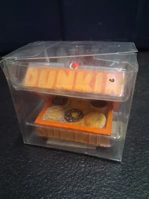 DUNKIN DONUTS "BOX OF DONUTS" 2014 ORNAMENT - Thumbnail 2