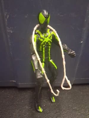 Marvel Legends Big Time Spider-Man 80th Anniversary Black & Green Action Figure - Thumbnail 4