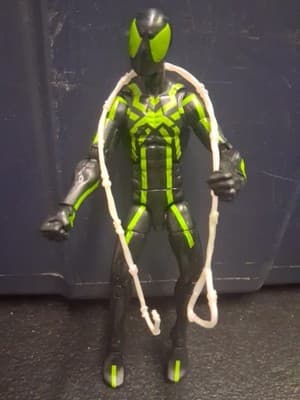 Marvel Legends Big Time Spider-Man 80th Anniversary Black & Green Action Figure - Thumbnail 5