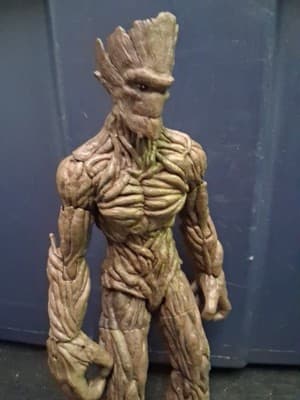 Disney Groot Marvel Diamond Sellect Collector Edition Action Figure 10” - Thumbnail 6