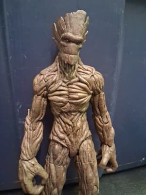 Disney Groot Marvel Diamond Sellect Collector Edition Action Figure 10” - Thumbnail 2