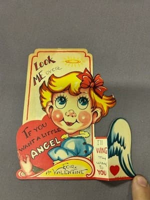 Vintage valentine Blonde Girl w/Red Bow, Angel Wing Folds Out, 1940s - Thumbnail 2